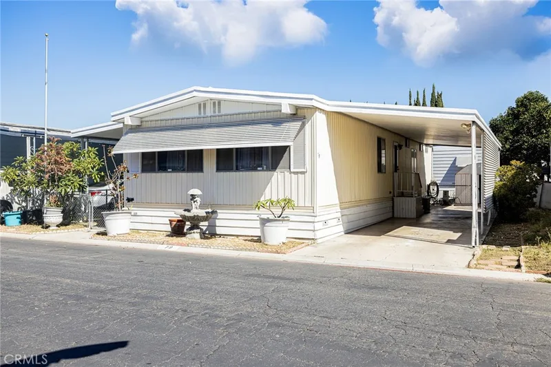 300 N Rampart 79, Orange, CA 92868
