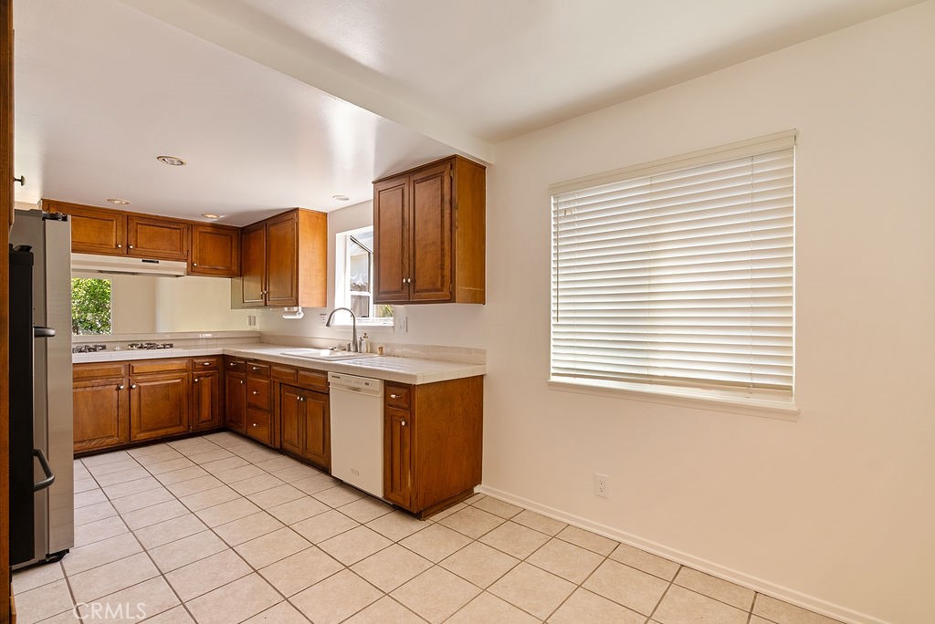 3005 E Ruth Place, Orange CA 92869 - photo 11
