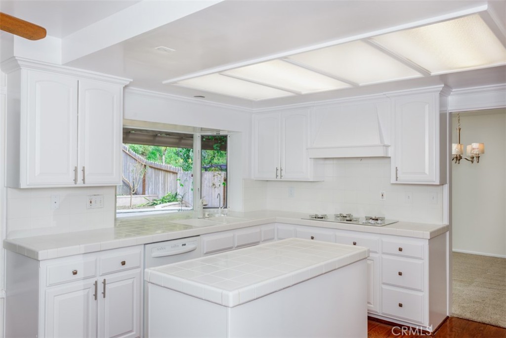 3007 E Echo Hill, Orange CA 92867 - photo 4
