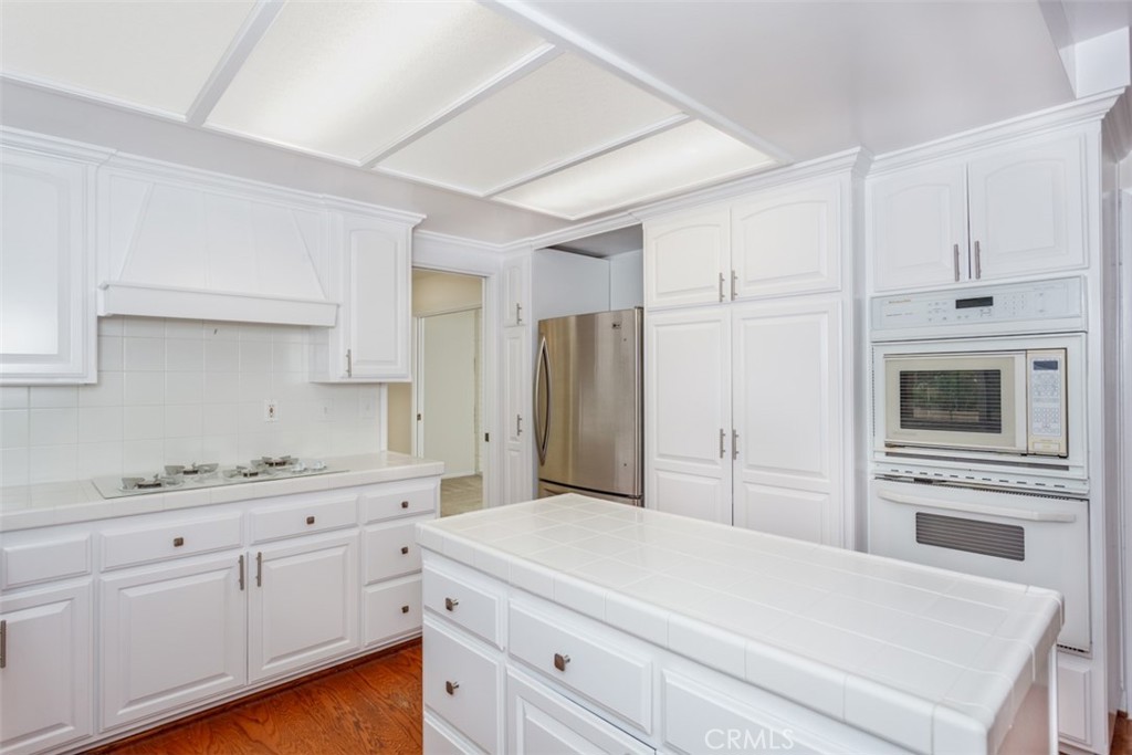 3007 E Echo Hill, Orange CA 92867 - photo 5