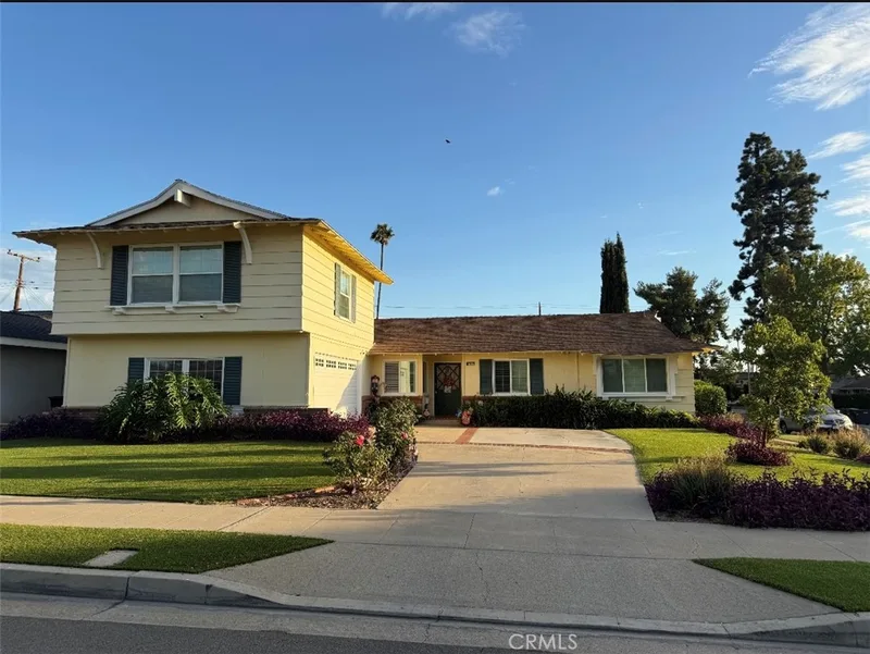 3124 E Jacaranda Avenue, Orange, CA 92867