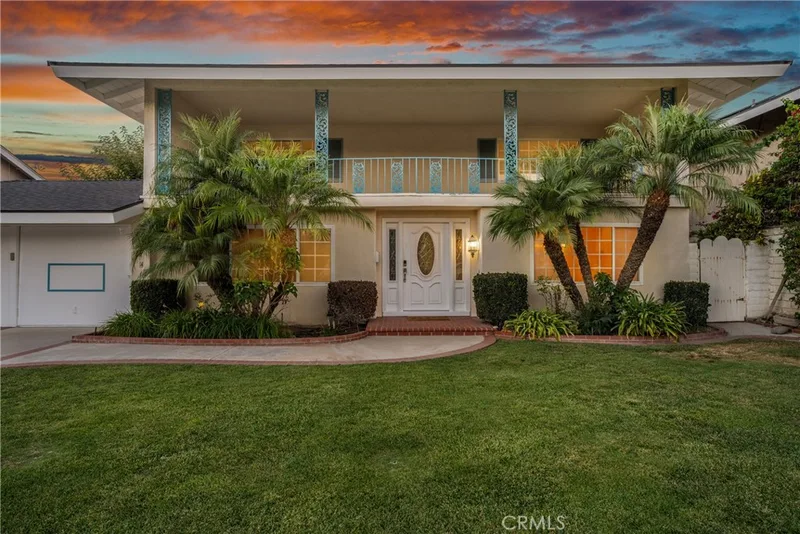 3141 E Palmyra Avenue, Orange