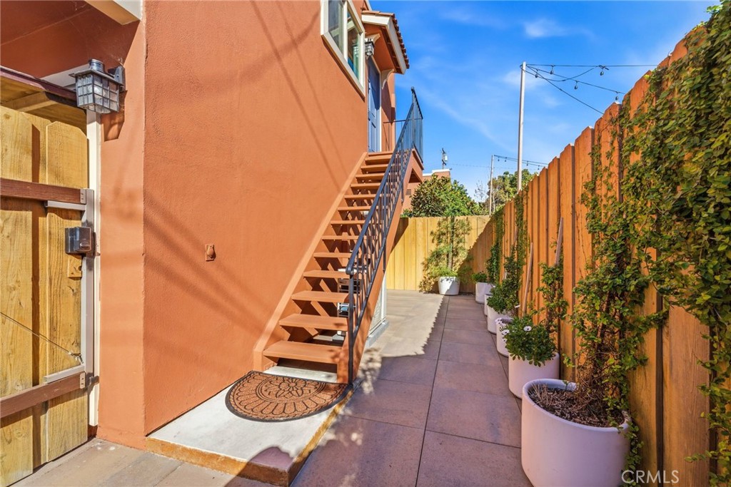 316 E Palmyra, Orange CA 92866 - photo 1