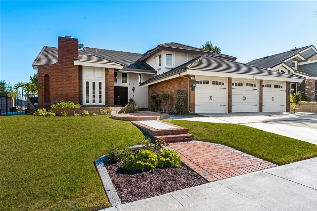 3216 E Ridgeway Road, Orange CA 92867 - photo 1