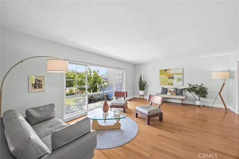 328 S Violet Lane S, Orange, CA 92869