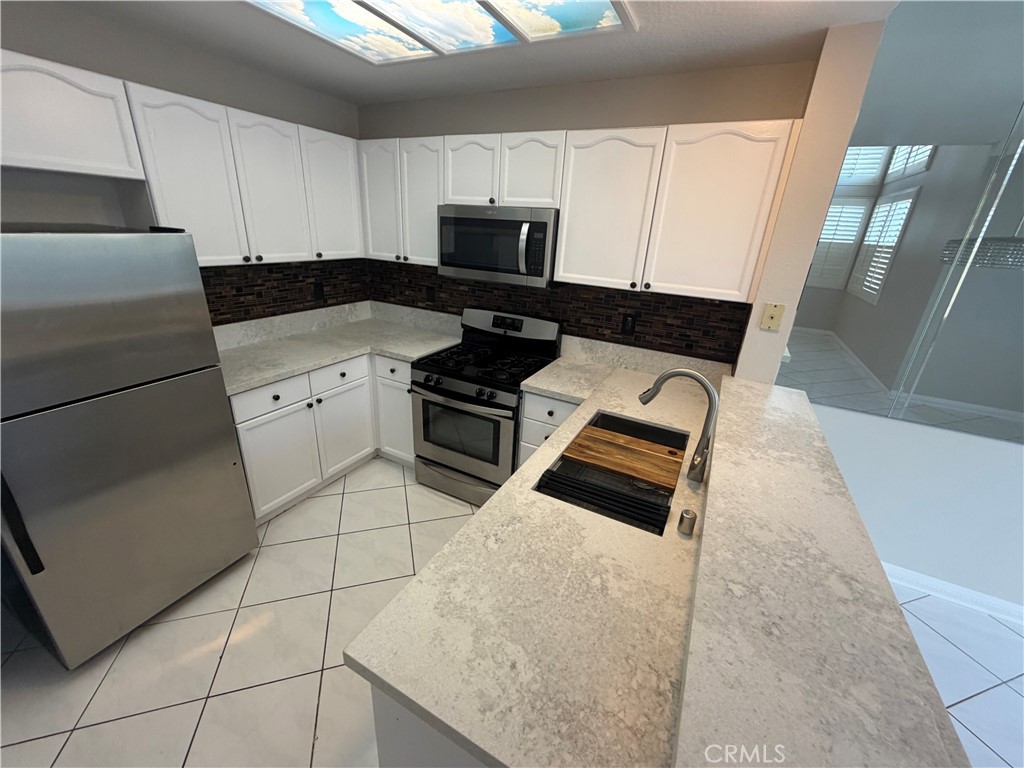 3317 Metcalf E E, Orange CA 92869 - photo 11