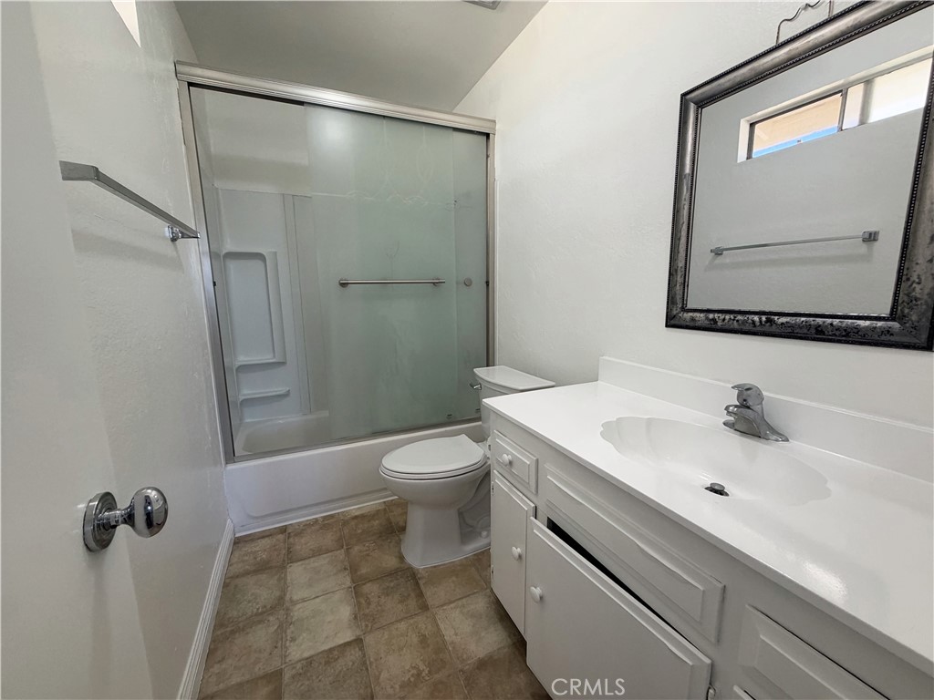 Master Bathroom - 338 E Meats Avenue C, Orange CA 92865 - photo 8