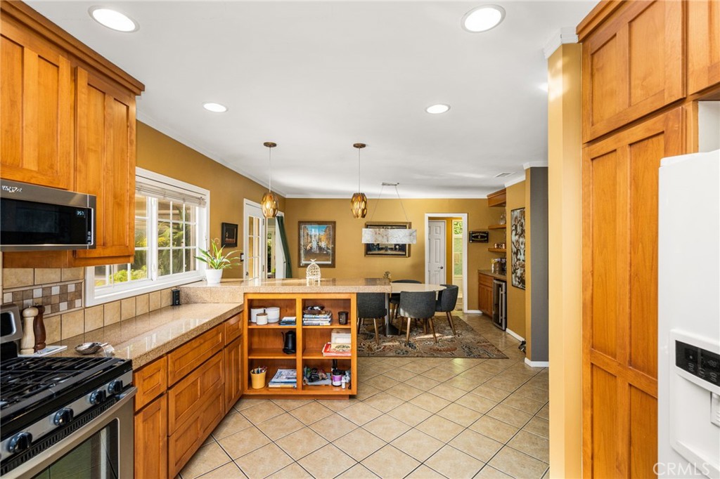 340 N Wayfield, Orange CA 92867 - photo 9