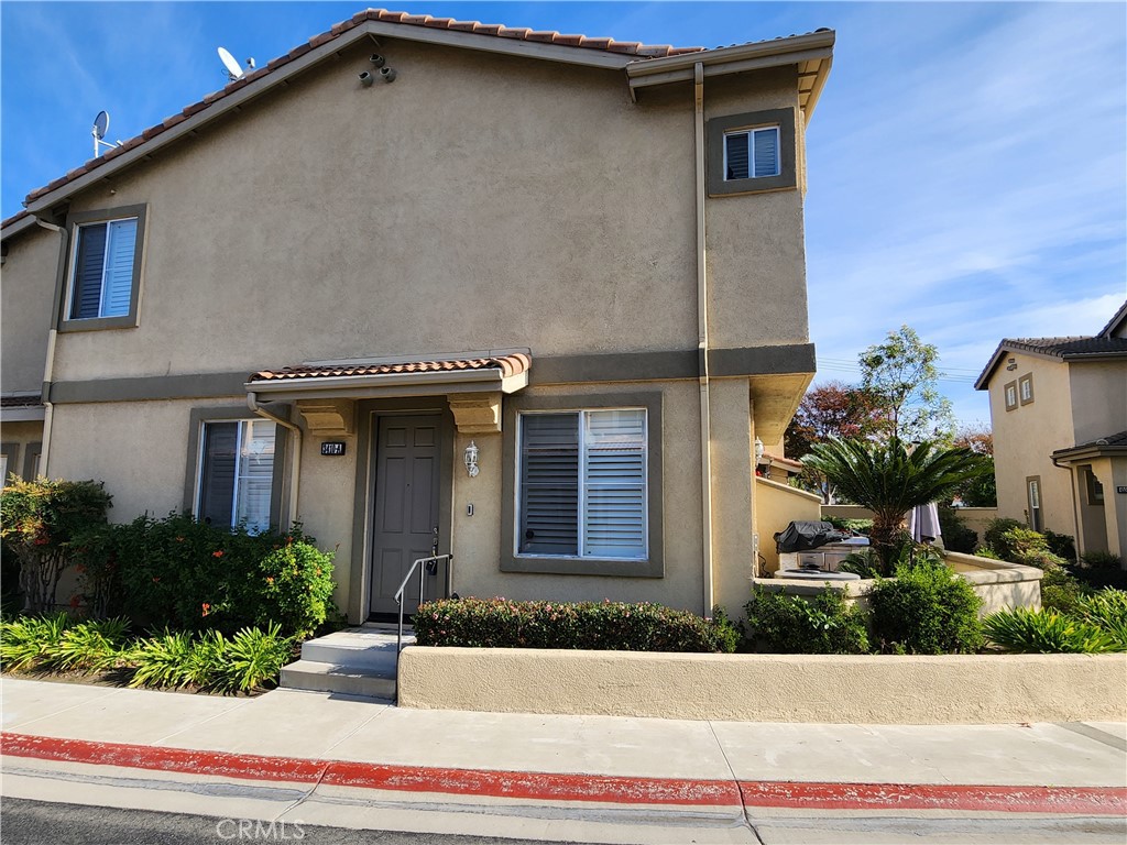 3410 E Glastonbury Lane A, Orange CA 92869 - photo 1