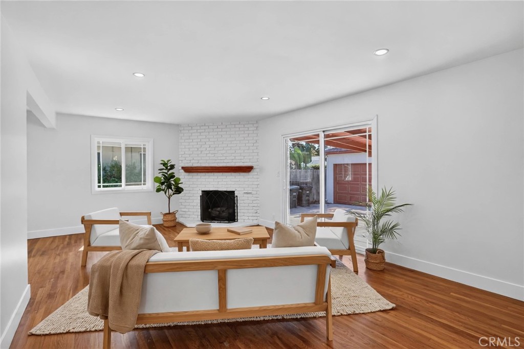 Family room, sliding doors leading out to patio - 342 S Crest, Orange CA 92868 - photo 5