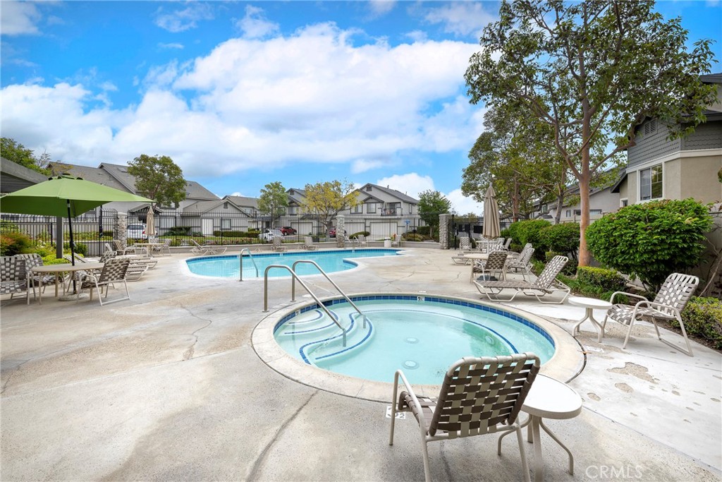 3435 Salisbury Circle C, Orange CA 92869 - photo 1