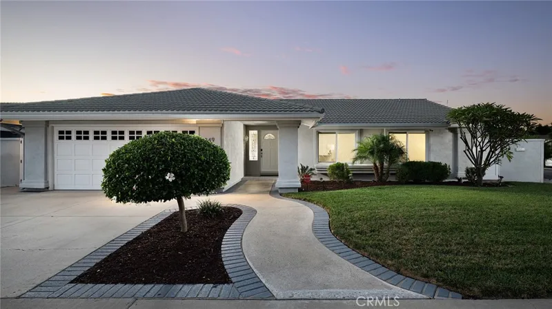 349 E Meadowbrook Ave., Orange, CA 92865