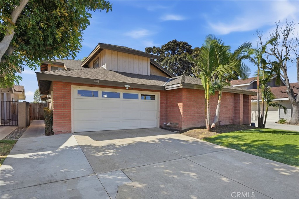 Single level unit & 2 story unit - 3702 W Park Central Avenue, Orange CA 92868 - photo 1