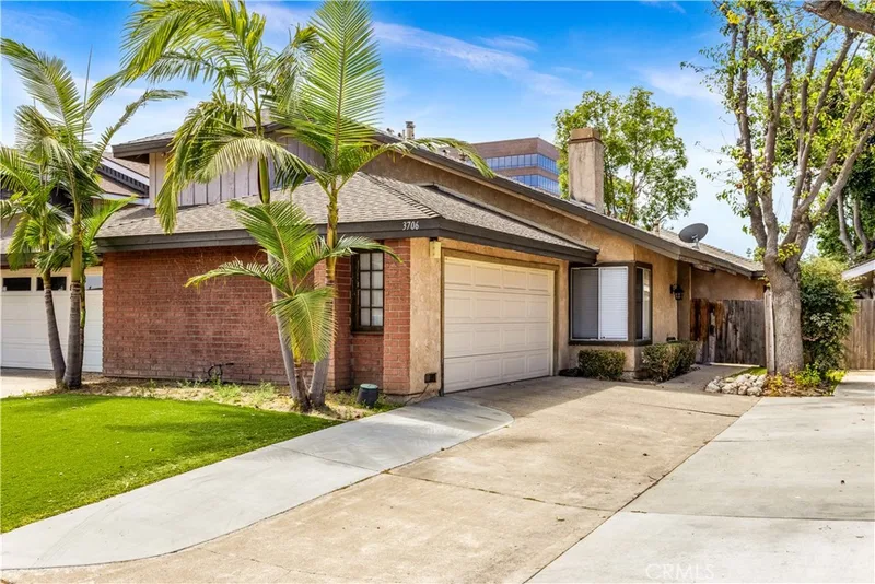 3706 W Park Central, Orange, CA 92868