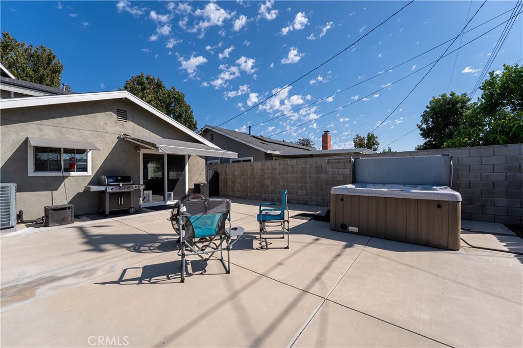 390 N Milford Road, Orange CA 92867 - photo 60