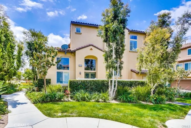 392 W Linden Drive, Orange, CA 92865