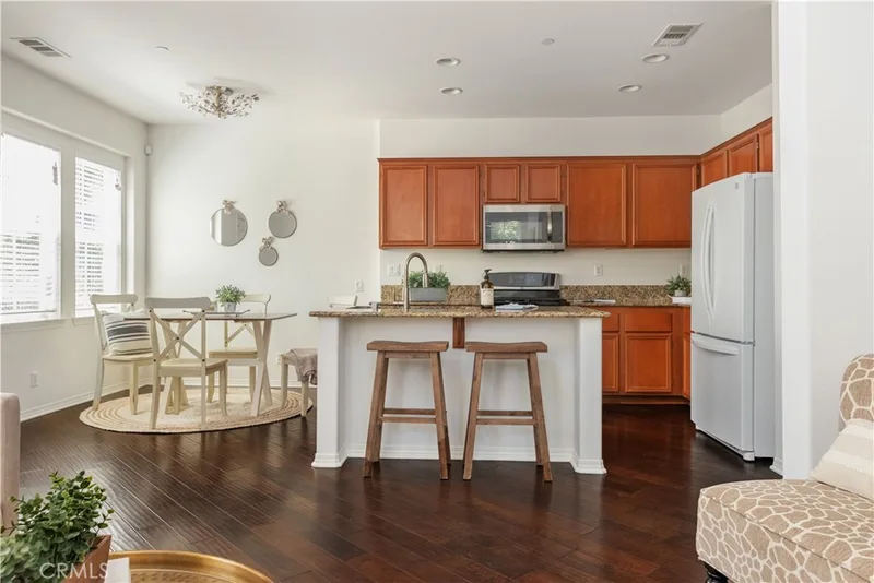 399 W Mountain Holly, Orange, CA 92865