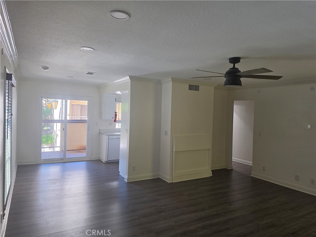 Family/Dining/Balcony - 400 S Flower Street 90, Orange CA 92868 - photo 4