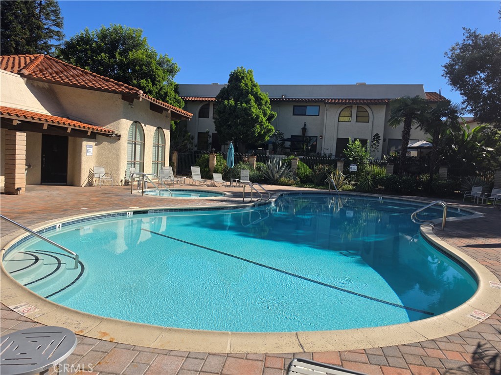 community pool & spa - 400 S Flower Street 90, Orange CA 92868 - photo 15