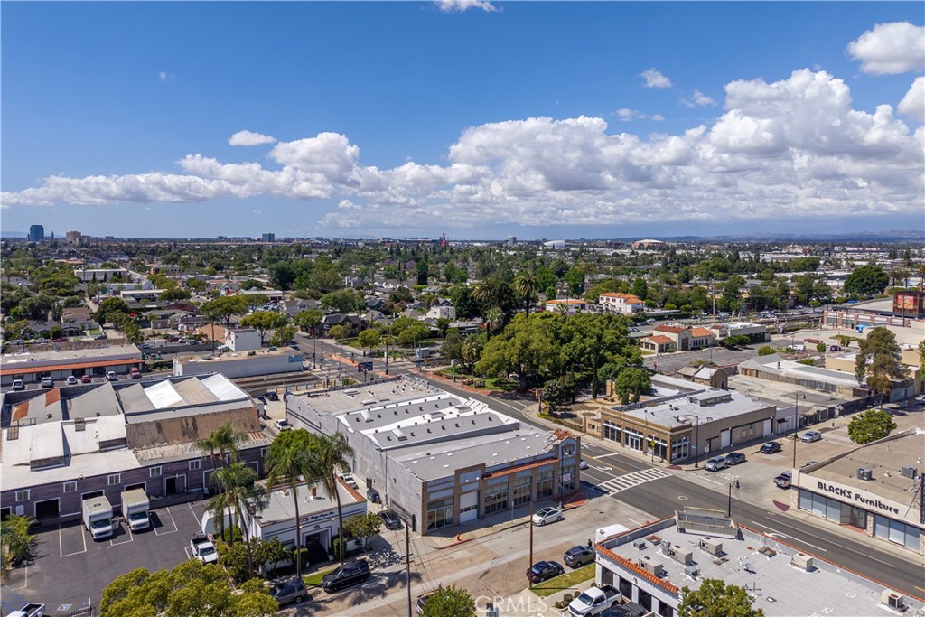402 Chapman W 402, Orange CA 92866 - photo 23