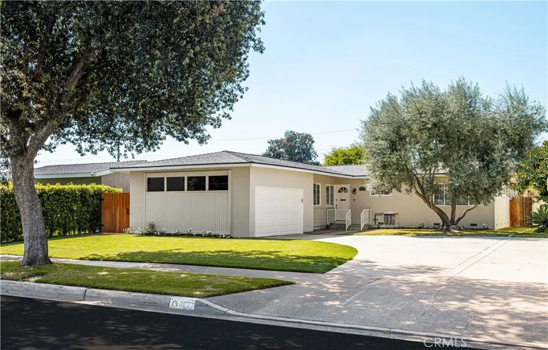 402 N Fern, Orange