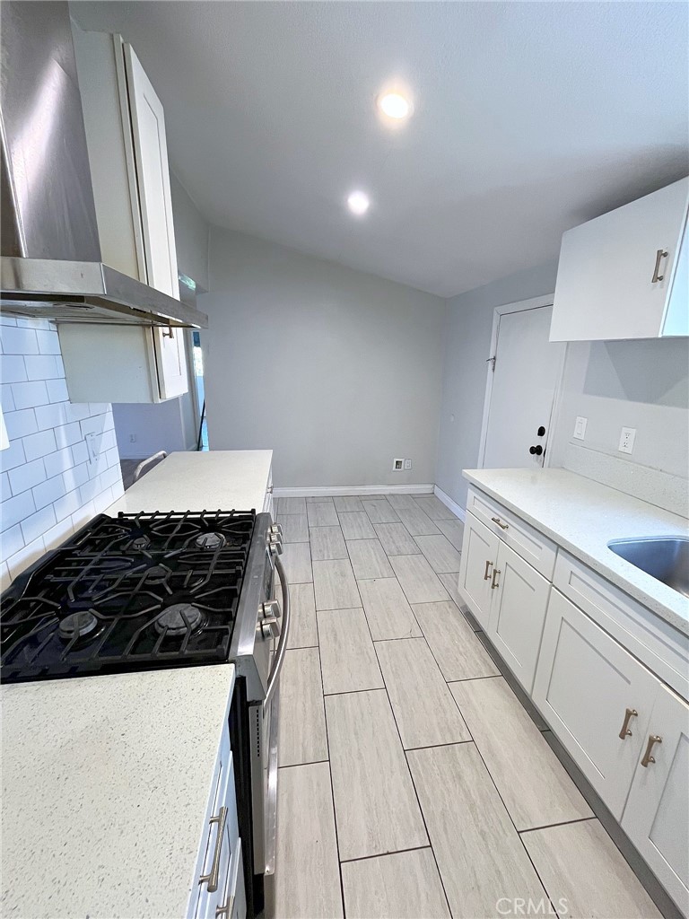 411 S Hewes, Orange CA 92869 - photo 4