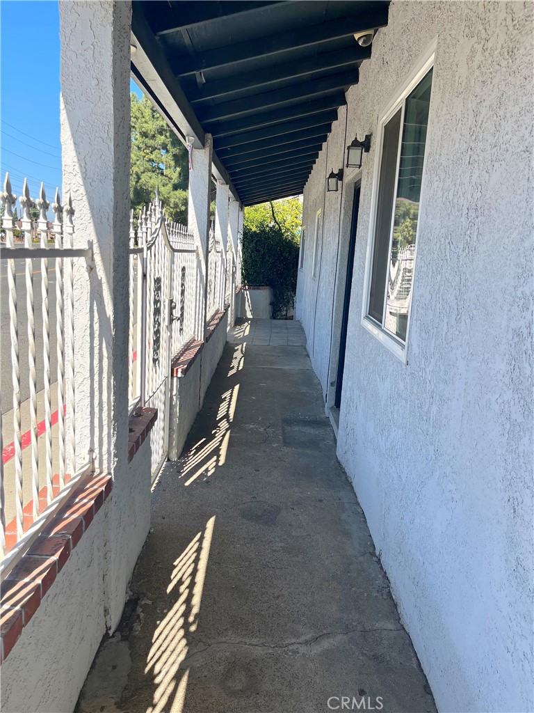 411 S Hewes, Orange CA 92869 - photo 16