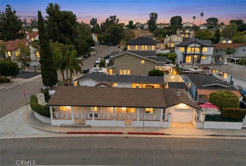 411 S Hewes St, Orange, CA 92869