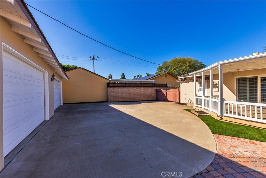 415 N Shattuck, Orange CA 92866 - photo 30