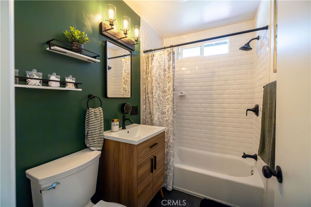 Bath - 415 S Devon, Orange CA 92868 - photo 11