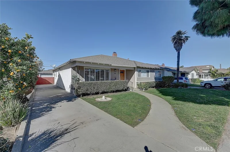 444 N Shattuck Place, Orange