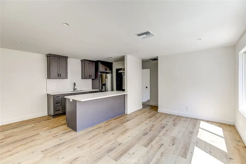 459 N Olive Street, Orange, CA 92866