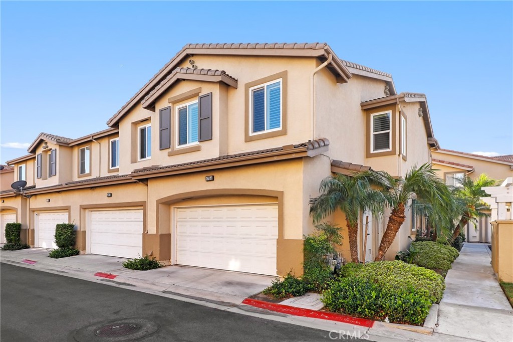 470 N Londonderry Lane A, Orange CA 92869 - photo 1