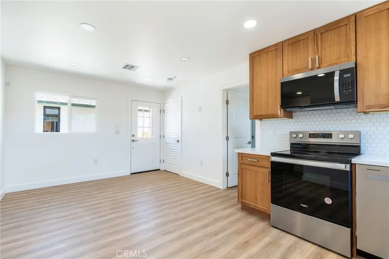478 N Pine St, Orange, CA 92866