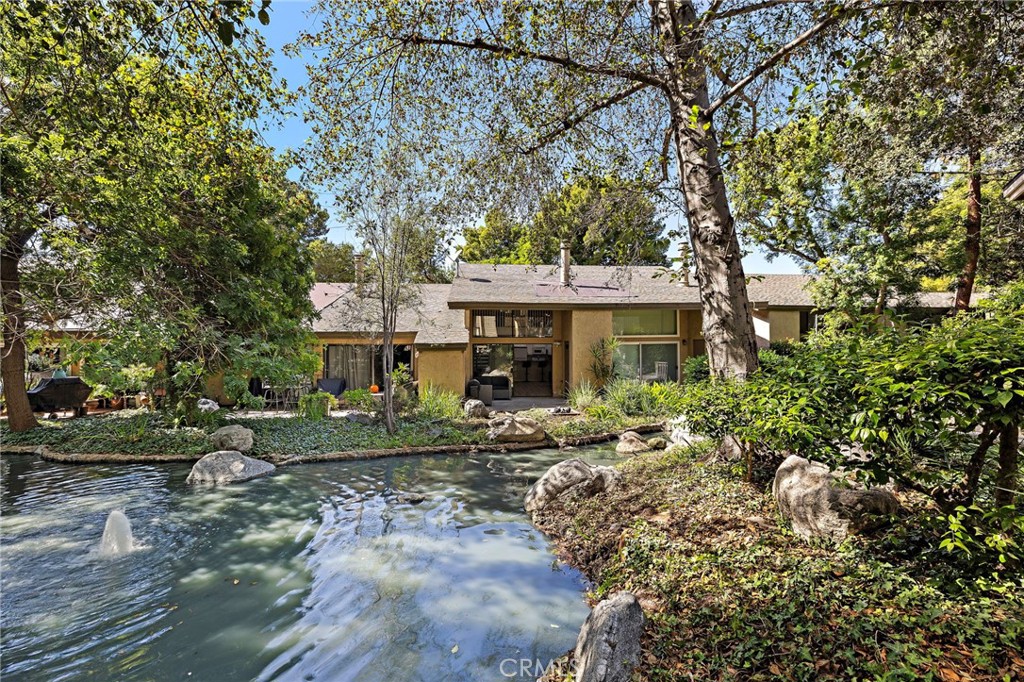 4900 E Chapman 8, Orange CA 92869 - photo 2