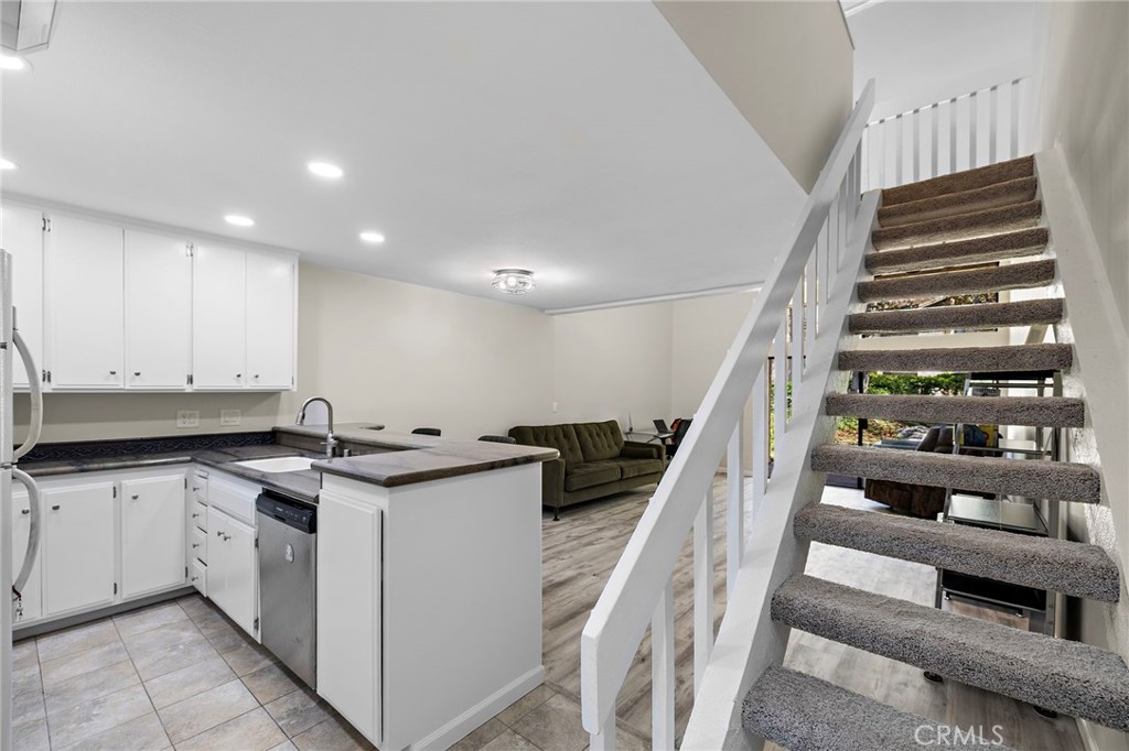 4900 E Chapman 8, Orange CA 92869 - photo 8