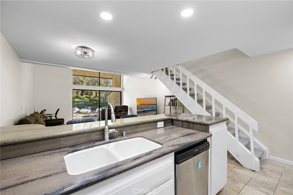 4900 E Chapman 8, Orange CA 92869 - photo 12
