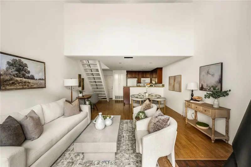 4900 E Chapman 109, Orange
