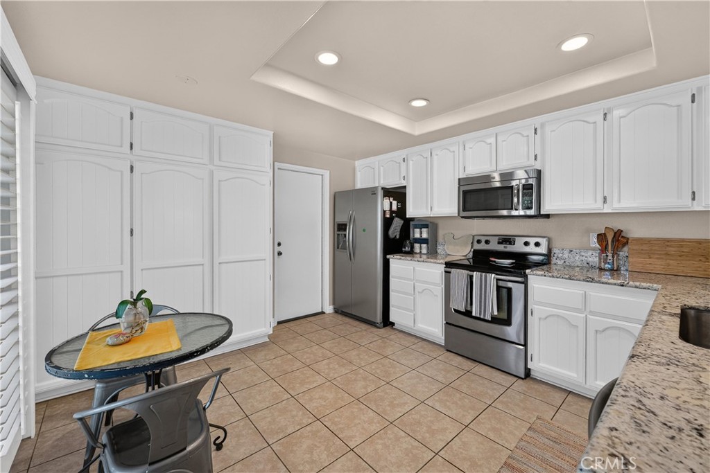 5037 E Almond Avenue 5, Orange CA 92869 - photo 21