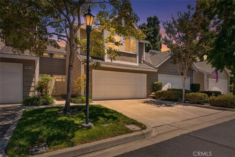 5041 E Almond Avenue E 5, Orange, CA 92869