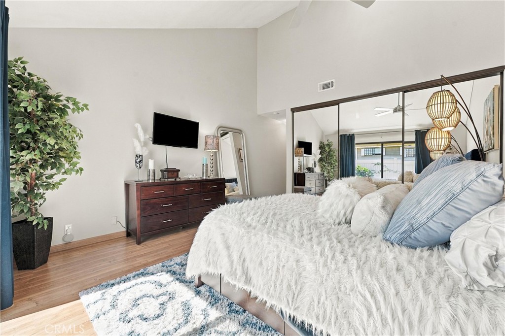 Primary Suite - 5049 E Almond Avenue 4, Orange CA 92869 - photo 18