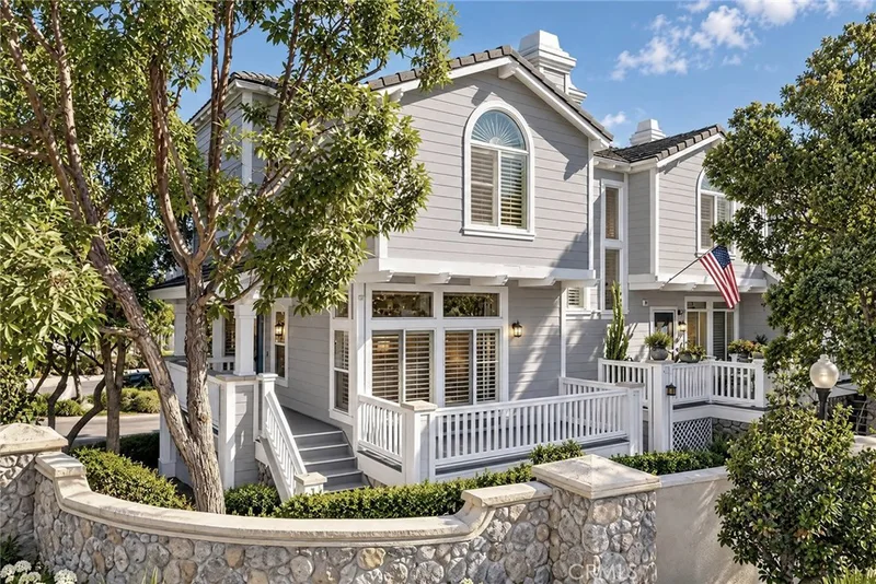 511 N Pageant A, Orange