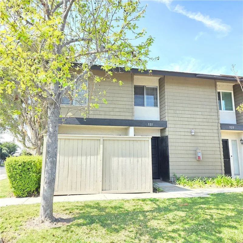 521 W Dunton, Orange, CA 92865