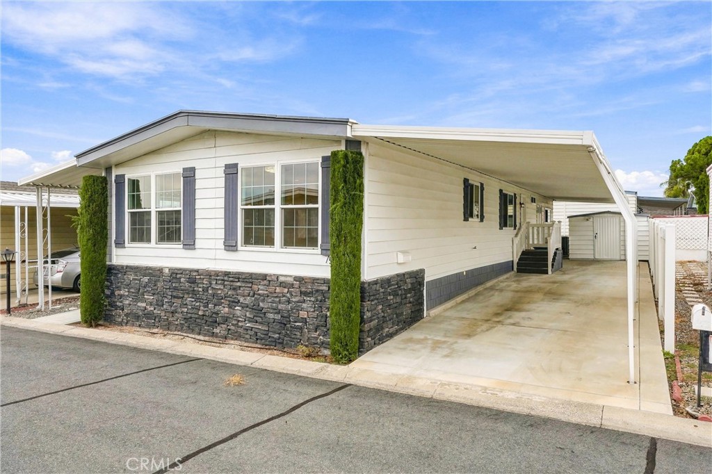 5215 E Chapman 75, Orange CA 92869 - photo 2