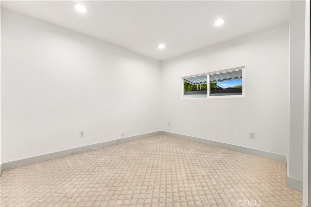 5215 E Chapman 75, Orange CA 92869 - photo 24