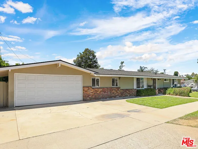 526 N Emerald Drive, Orange, CA 92868
