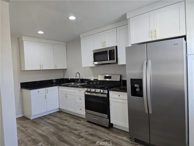 534 N Batavia, Orange, CA 92868