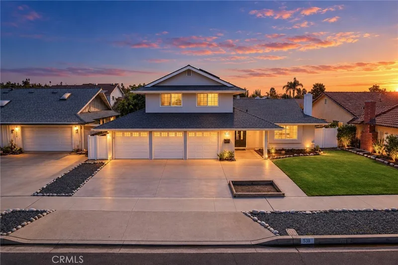 538 E Riverview, Orange
