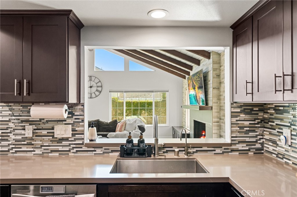 538 E Riverview, Orange CA 92865 - photo 17
