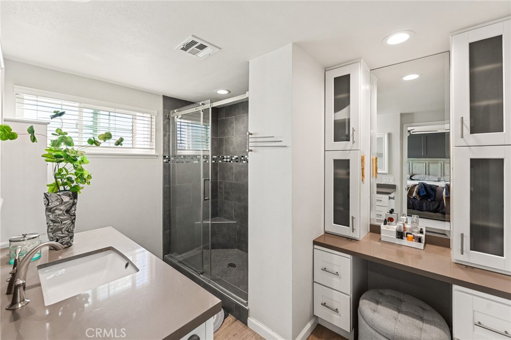 538 E Riverview, Orange CA 92865 - photo 34